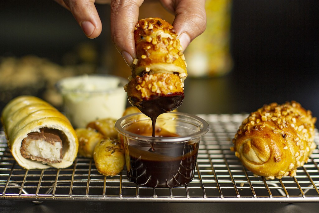 Cinnamon Pretzels — Bakery & Beverage Photography