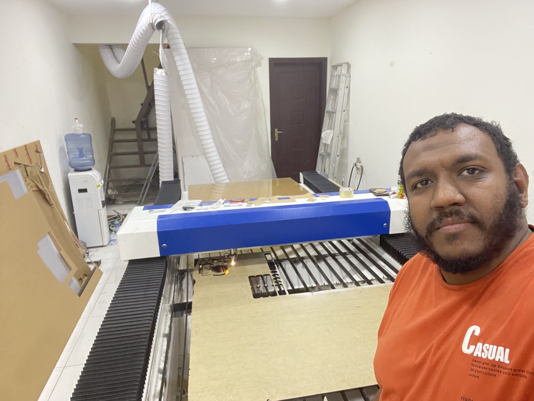 In the workshop with the laser cutting machine